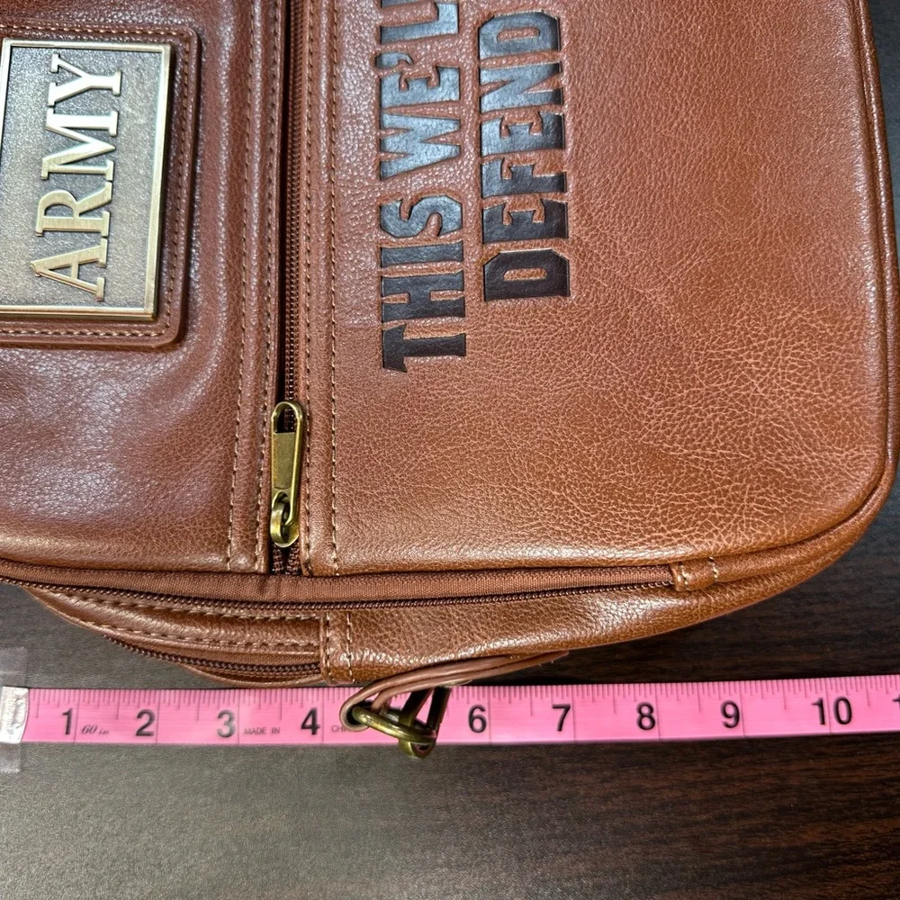 U.S. Army Faux Leather Gear Organizer Bag With Metal Plaque - Picture 10 of 15